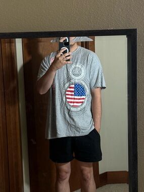 USA American Flag Graphic T-Shirt Gray Oversized 2XL Gildan Heavy Cotton